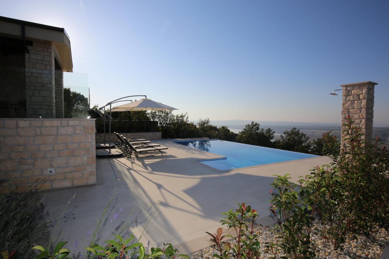 Villa Infinity Smrika Exterior photo