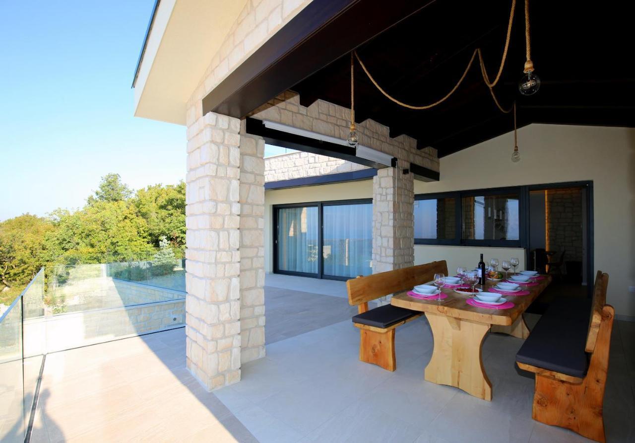 Villa Infinity Smrika Exterior photo