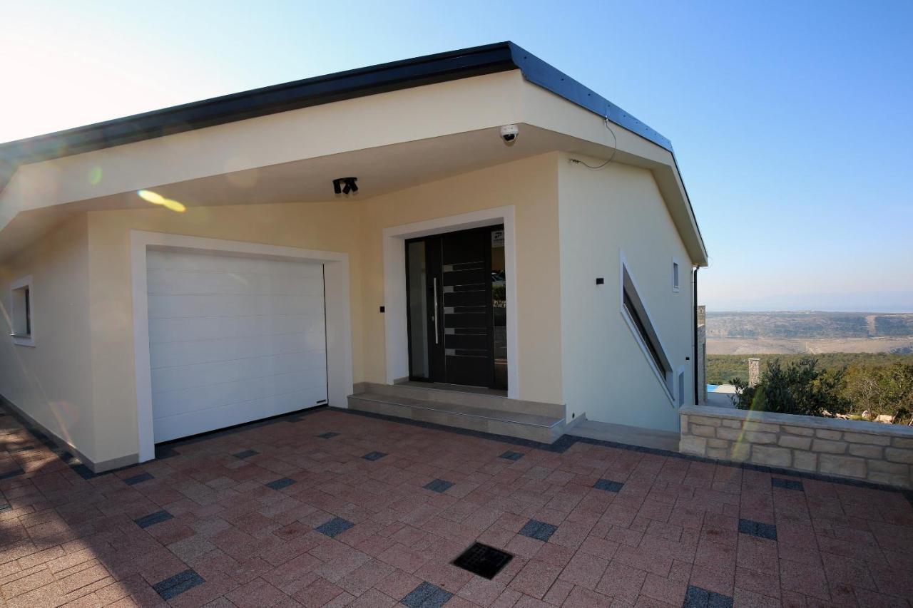 Villa Infinity Smrika Exterior photo